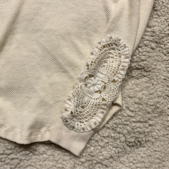 Free People Thermal long sleeve with lace. NWOT. - Picture 3 of 3